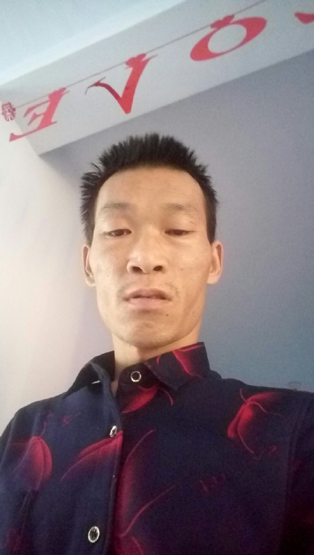 向阳的第一张照片--滨州认干亲服务网